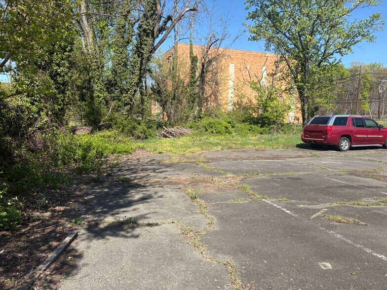 More Photos Of 7205 Livingston Rd, Oxon Hill Office Residential For Sale