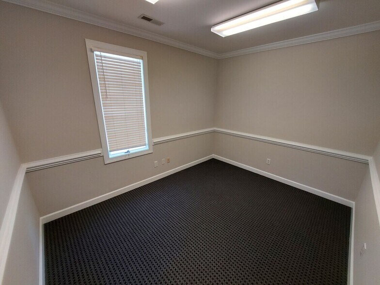 More Photos Of 1310 SE Maynard Rd, Cary Coworking Space