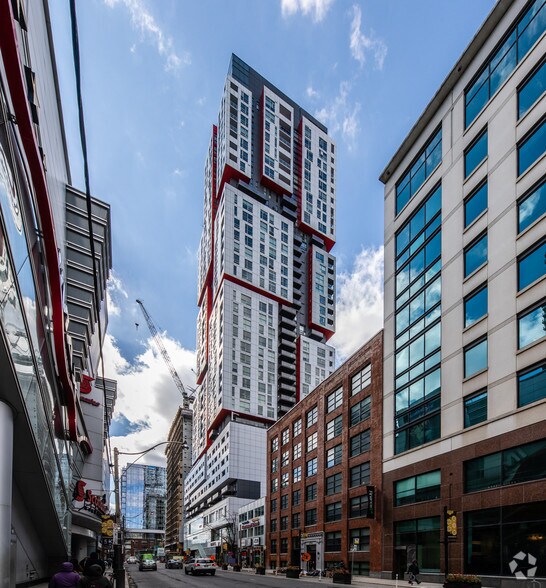 More Photos Of 310-318 Richmond St W, Toronto Apartments For Lease