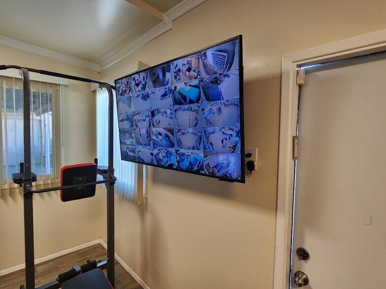 More Photos Of 2017 W Ironwood Dr, Phoenix Service For Sale