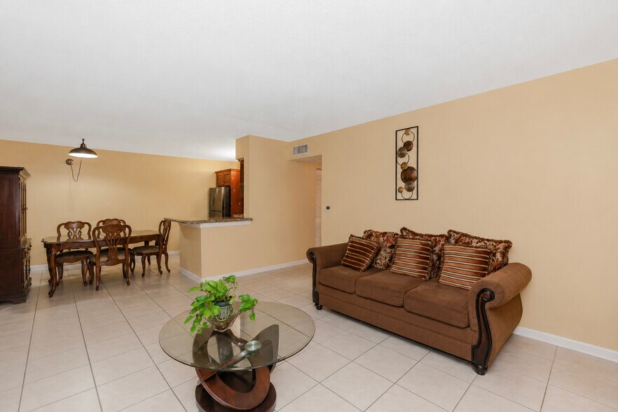 More Photos Of 4263 NW 115th Ave, Coral Springs Multifamily For Sale