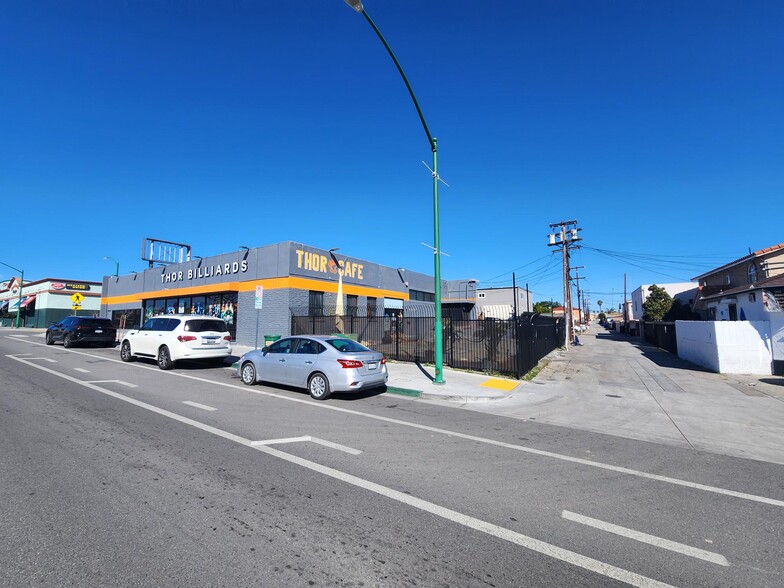 More Photos Of 4604 E University Ave, San Diego Freestanding For Lease