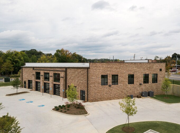 More Photos Of 225 Crescent Cir SW, Marietta Health Club For Sale