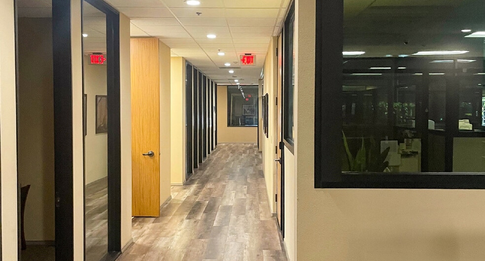 More Photos Of 2550 W Shaw Ave, Fresno Office For Sale