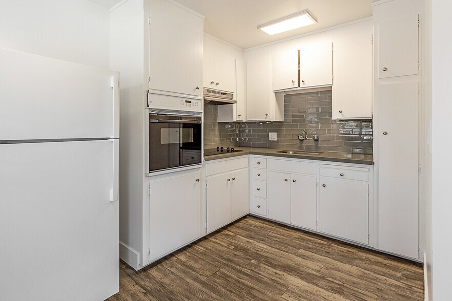 More Photos Of 2104 Royal Dr, Santa Clara Apartments For Sale
