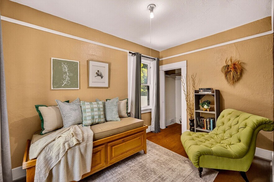 More Photos Of 1050 Esplanade, Chico Multifamily For Sale