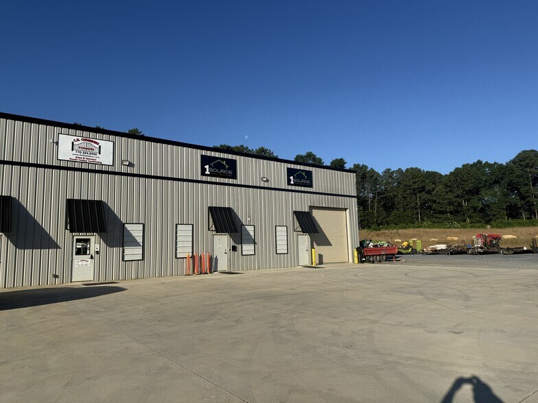 Primary Photo Of 64 Clarkwood Rd, Rockmart Light Manufacturing For Lease