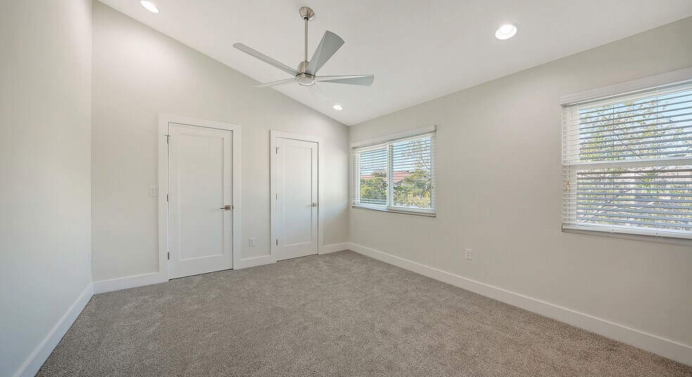 More Photos Of 1901 & 1905 Morrill St, Sarasota Apartments For Sale