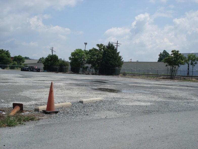 More Photos Of 801 N Salisbury Blvd, Salisbury Unknown For Lease
