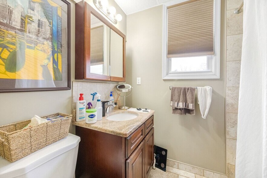 More Photos Of , Clifton Unknown For Sale