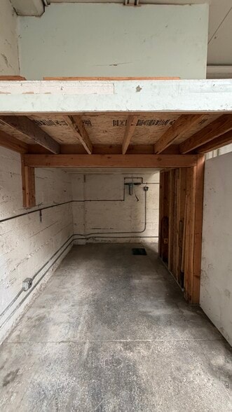 More Photos Of 3258 17th St, San Francisco Storefront Retail Residential For Lease