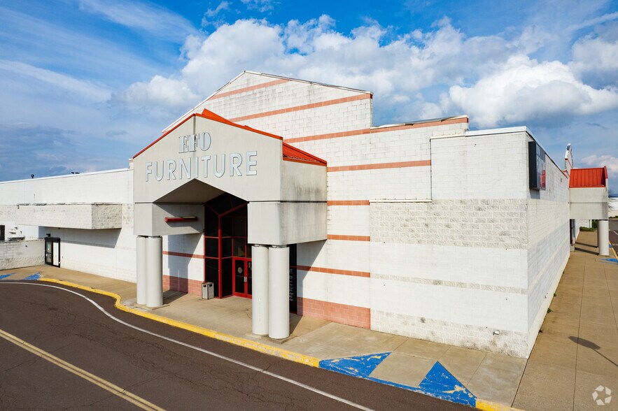 More Photos Of 225 Columbia Mall Dr, Bloomsburg Unknown For Sale