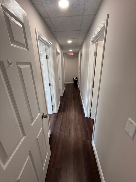 More Photos Of 1320 SE Palm Beach Rd, Stuart Medical For Sale