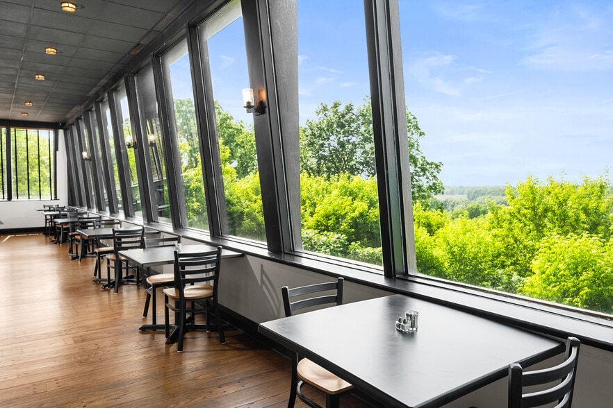 More Photos Of 2943 Upper Mountain Rd, Sanborn Restaurant For Sale