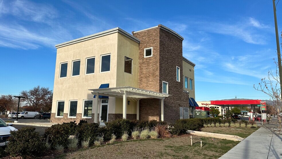 More Photos Of 1609-1643 Mckee Rd, San Jose Unknown For Lease
