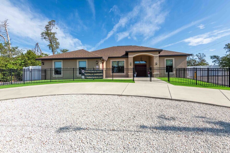 More Photos Of 13031 Partridge St, Spring Hill Assisted Living For Sale