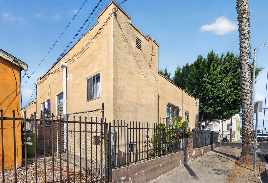 More Photos Of 620-628 N Fickett St, Los Angeles Apartments For Sale