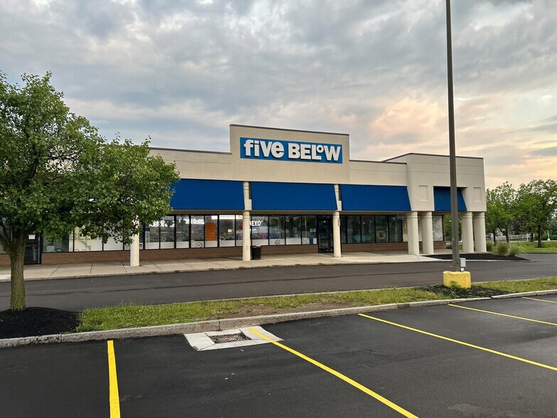 More Photos Of 3225 State Route 364, Canandaigua Unknown For Lease