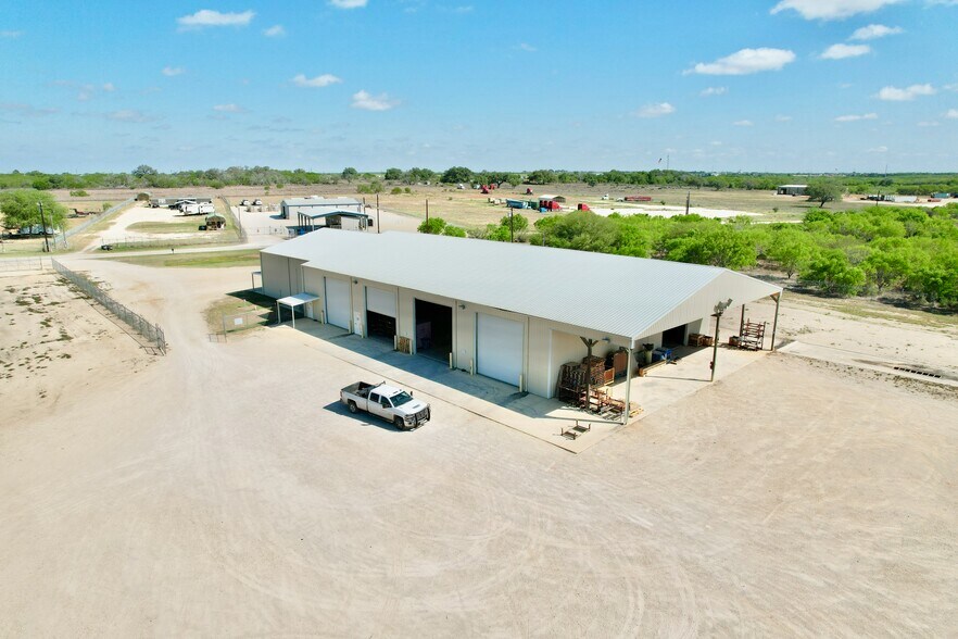 More Photos Of 224 Zander Ln, Pleasanton Warehouse For Sale