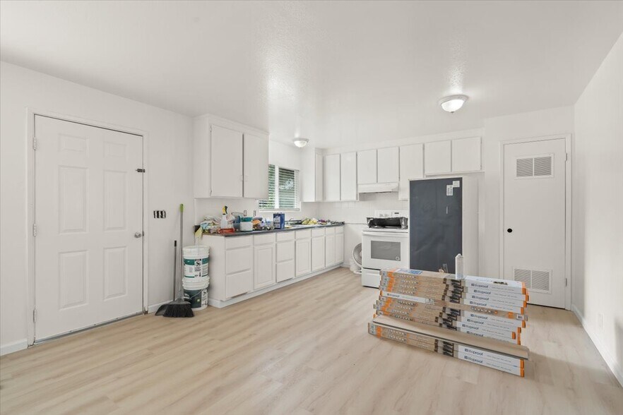 More Photos Of 590 Stoney Ct, Gilroy Apartments For Sale