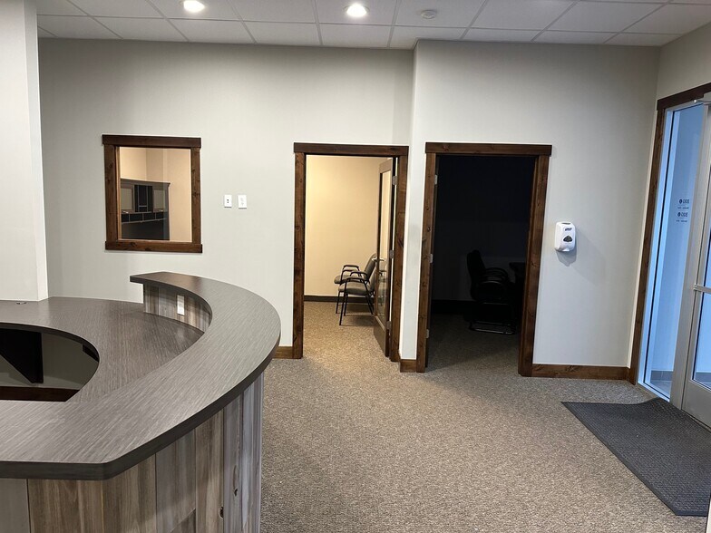 More Photos Of 13654 Van Buren St NE, Ham Lake Office For Lease