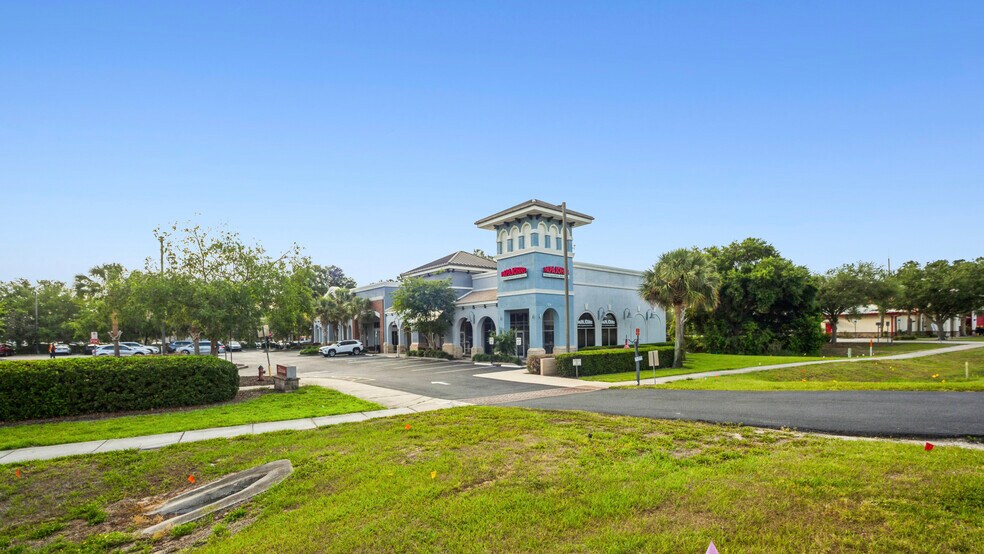More Photos Of 7315 Winter Garden Vineland Rd, Windermere Unknown For Lease
