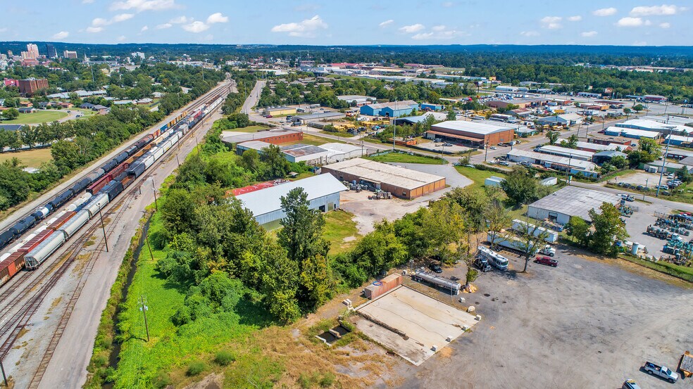 More Photos Of 1219 New Savannah Rd, Augusta Distribution For Lease