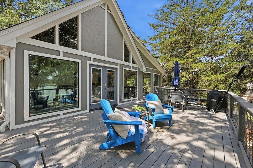 More Photos Of 108 E Barker Creek Dr, Scroggins Specialty For Sale