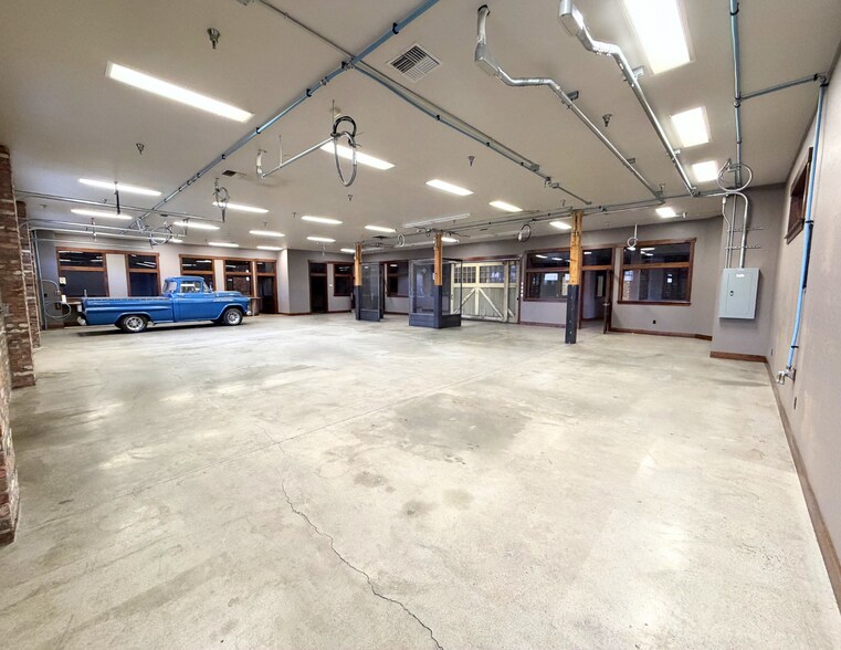 More Photos Of 1124 E Sherman Ave, Coeur d'Alene Storefront Retail Office For Lease