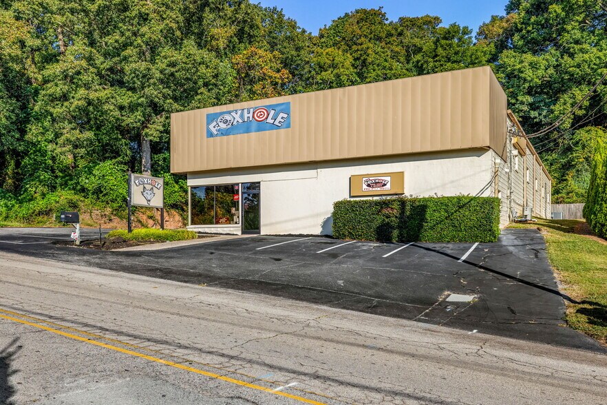 More Photos Of 1358 Plaza Dr, Gainesville Freestanding For Sale