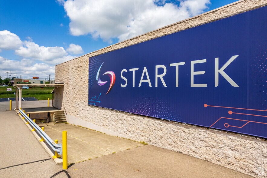 More Photos Of 850-860 W 4th St, Mansfield Freestanding For Lease