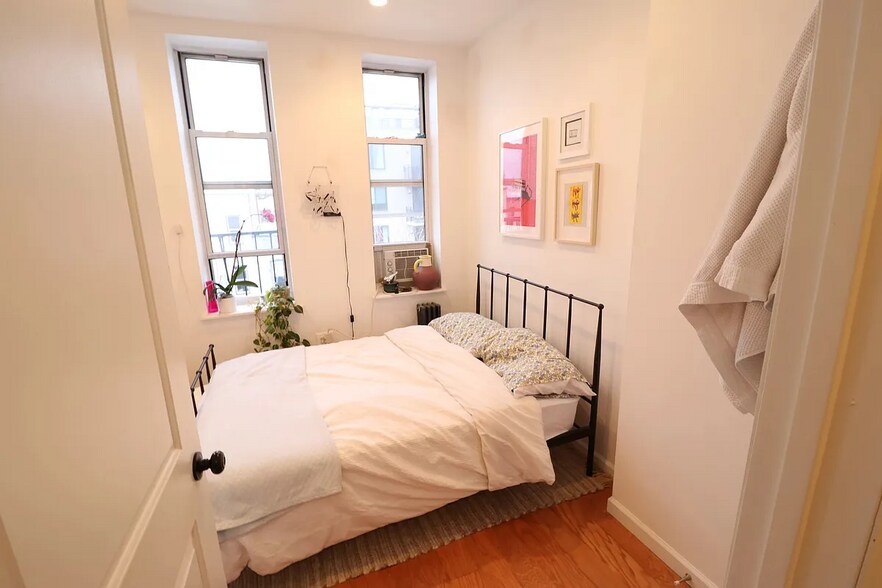 More Photos Of 321 Menahan St, Brooklyn Apartments For Sale