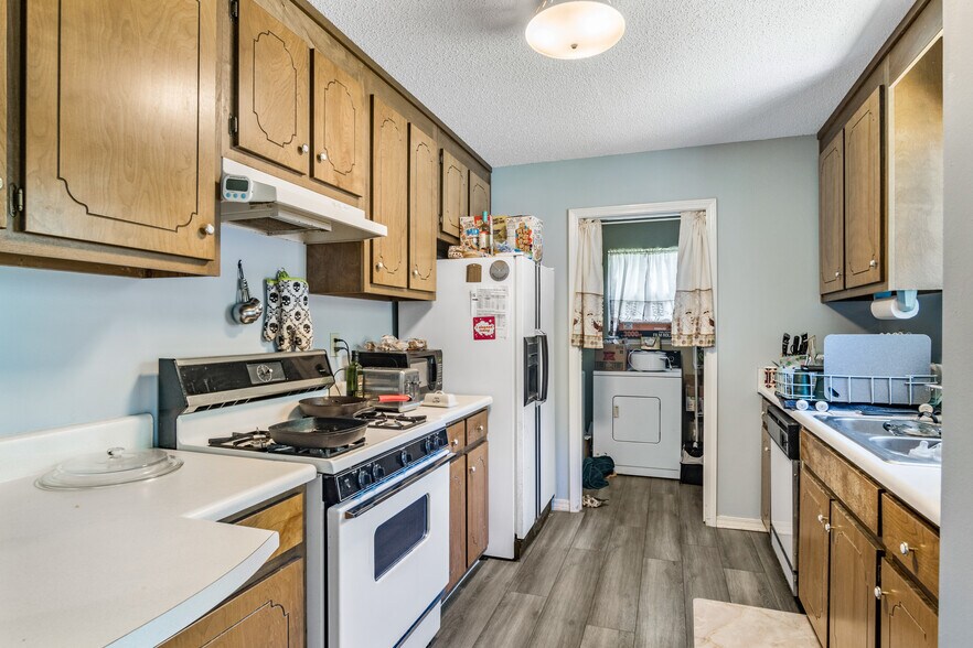 More Photos Of 12547 County Road 49, Foley Office Residential For Sale