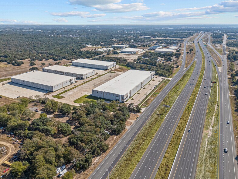 More Photos Of 2570 W US Highway 190, Belton Unknown For Lease