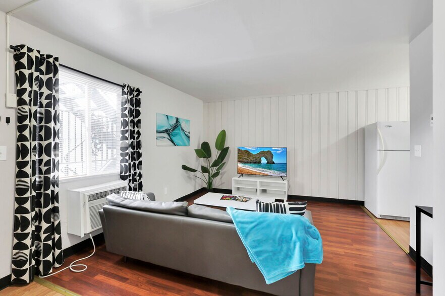 More Photos Of 27 W 8th Ave, Columbus Apartments For Sale