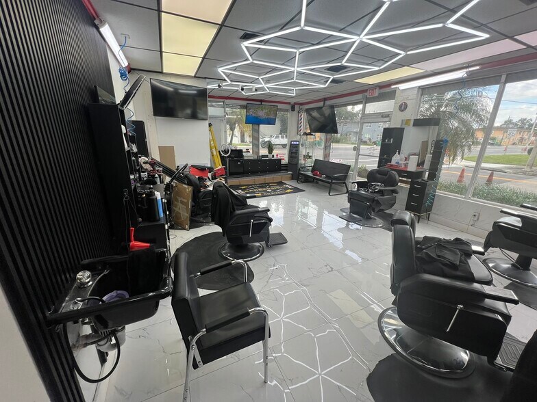 More Photos Of 601 SW 57th Ave, Miami Storefront Retail Office For Sale