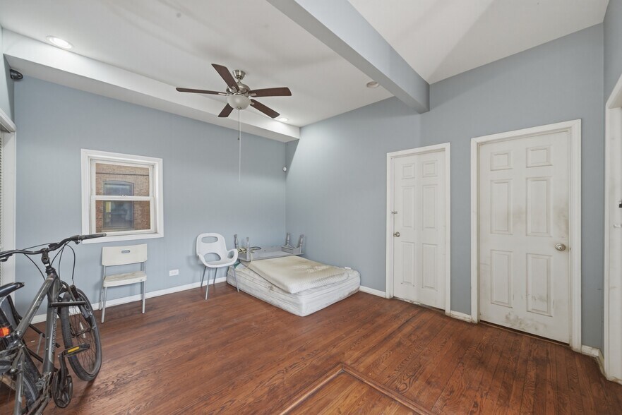 More Photos Of 518 Western ave, Chicago Apartments For Sale