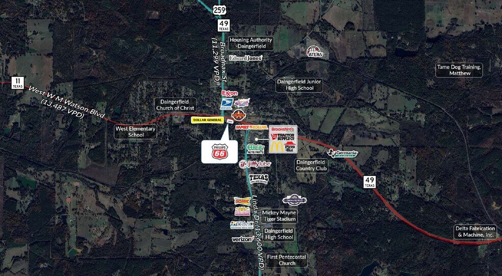 More Photos Of 303 W W M Watson Blvd, Daingerfield Storefront For Sale