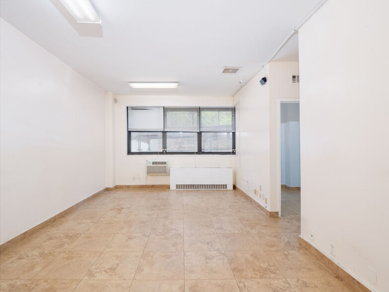 More Photos Of 140 West End Ave, New York Apartments For Sale