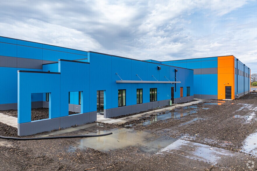 More Photos Of 2200 Muriel Ct, Joliet Industrial For Sale