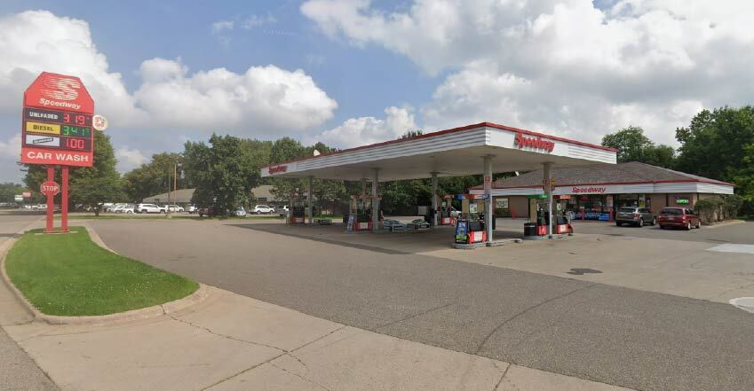 Primary Photo Of 906 Rum River Dr, Princeton Convenience Store For Lease