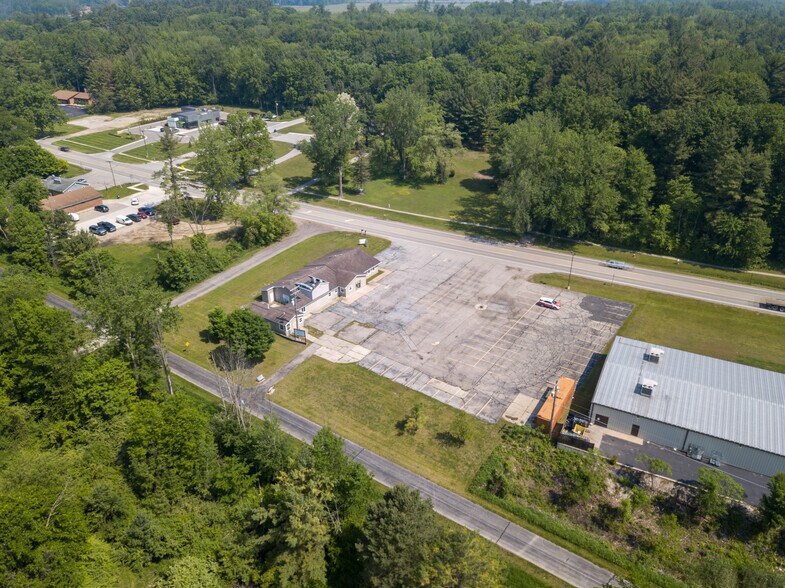 More Photos Of 201 W Saginaw Rd, Sanford Freestanding For Sale