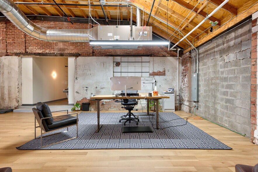 More Photos Of 111 NW 8th St, Oklahoma City Office For Sale