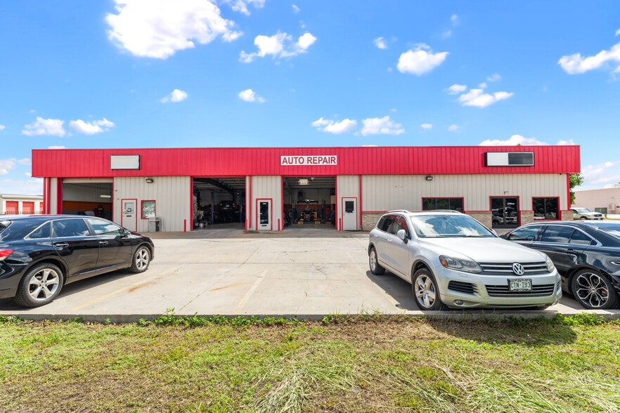 More Photos Of 3608-3612 Betty Dr, Colorado Springs Light Manufacturing For Sale