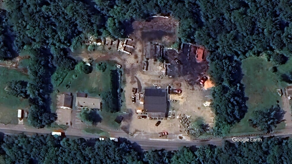 More Photos Of 368 Main St, Plympton Freestanding For Sale