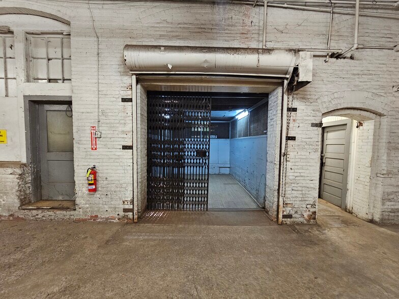 More Photos Of 3615 Superior Ave, Cleveland Office For Sale