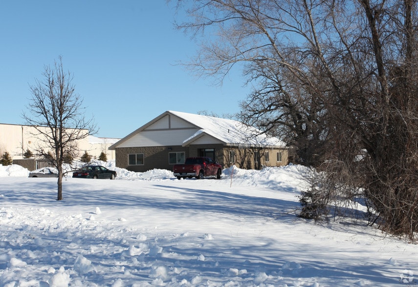More Photos Of 14391 Azurite St NW, Ramsey Office For Sale