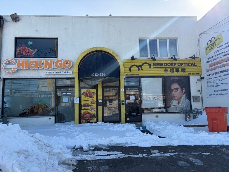 More Photos Of 2244 Hylan Blvd, Staten Island Storefront Retail Office For Lease