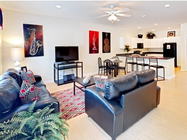 More Photos Of 1831 Quantum Ln, Winston-Salem Apartments For Sale