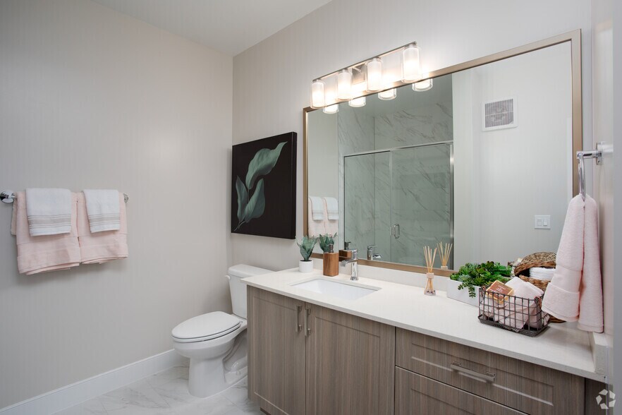 More Photos Of 4040 Gateway Dr, Fairfax Apartments For Lease